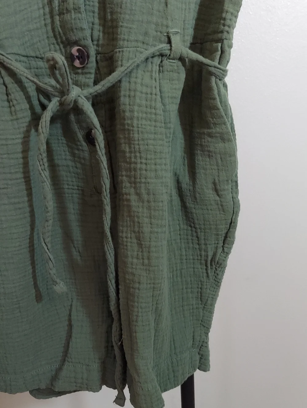 Joe Fresh Olive Green Short-Sleeve Button-Front Romper with Waist Tie Sz M